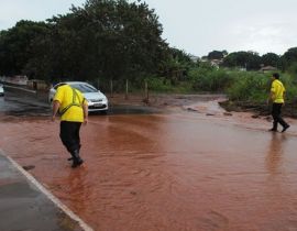 Imagem de Chuva forte provoca estragos em Rio Verde
