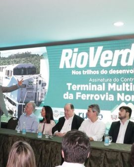 Imagem de Em dia histórico, Rumo assina contrato para construção do Pátio Multimodal em Rio Verde