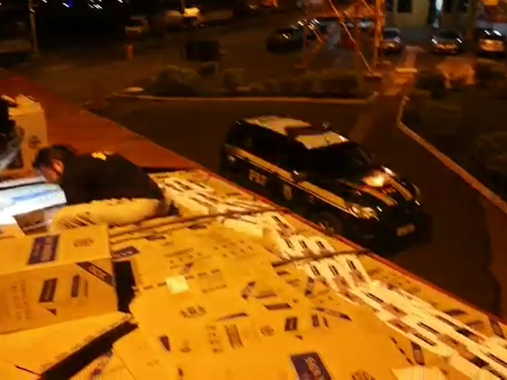 Imagem de PRF prende carga de cigarros milionária em Rio Verde
