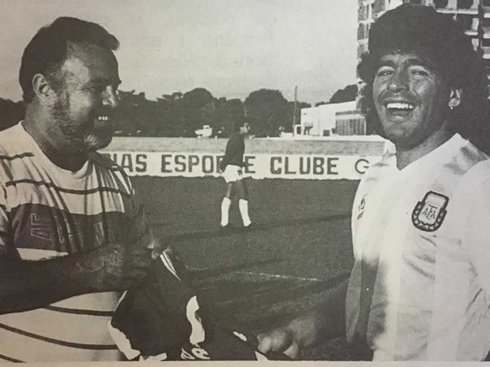 Imagem de Quando Maradona esteve na Serrinha