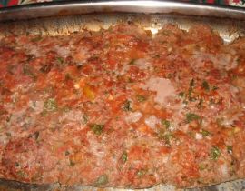 Imagem de Pavê & Comê: Kafta na Bandeja