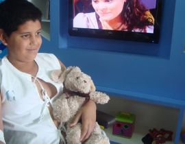 Imagem de Hospital Evangélico recebe brinquedos