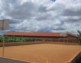 Imagem de Escolas ganharão 16 quadras novas