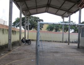 Imagem de Escolas ganharão 16 quadras novas