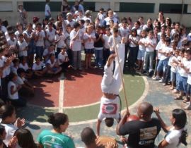 Imagem de Capoeira contra o bullying