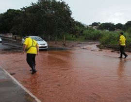 Imagem de Chuva forte provoca estragos em Rio Verde