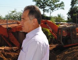 Imagem de Prefeitura corre para tapar buracos
