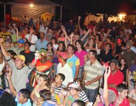 Imagem de Carnaval nos distritos começa hoje