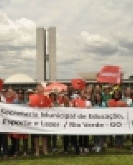 Imagem de Em busca de mais recursos para a Educação