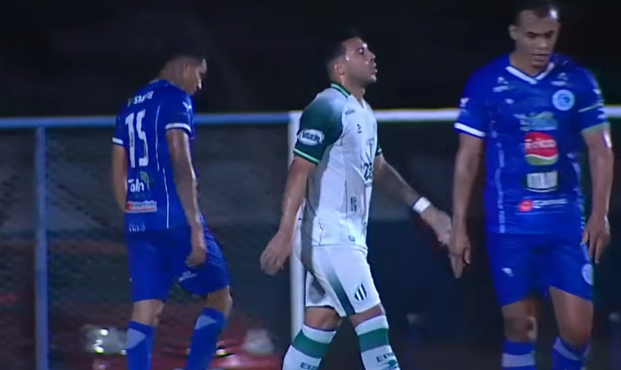 Imagem de Clériston salva nos acréscimos, e Rio Verde mantém liderança após empate com o Goianésia