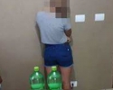 Imagem de Garota de 16 anos detida levando bebida para presídio