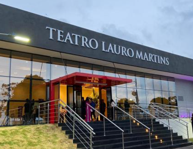 Imagem de De grandes shows ao humor: Teatro Lauro Martins se consolida como palco cultural de Rio Verde