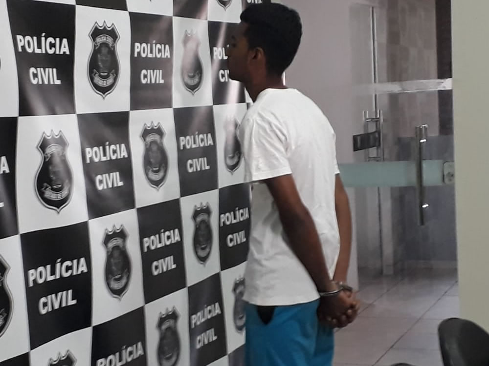 Imagem de Polícia apresenta assassino de metalúrgico em Rio Verde