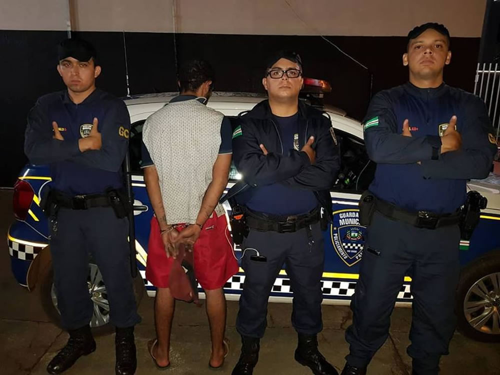 Imagem de GCM prende assaltante durante a madrugada