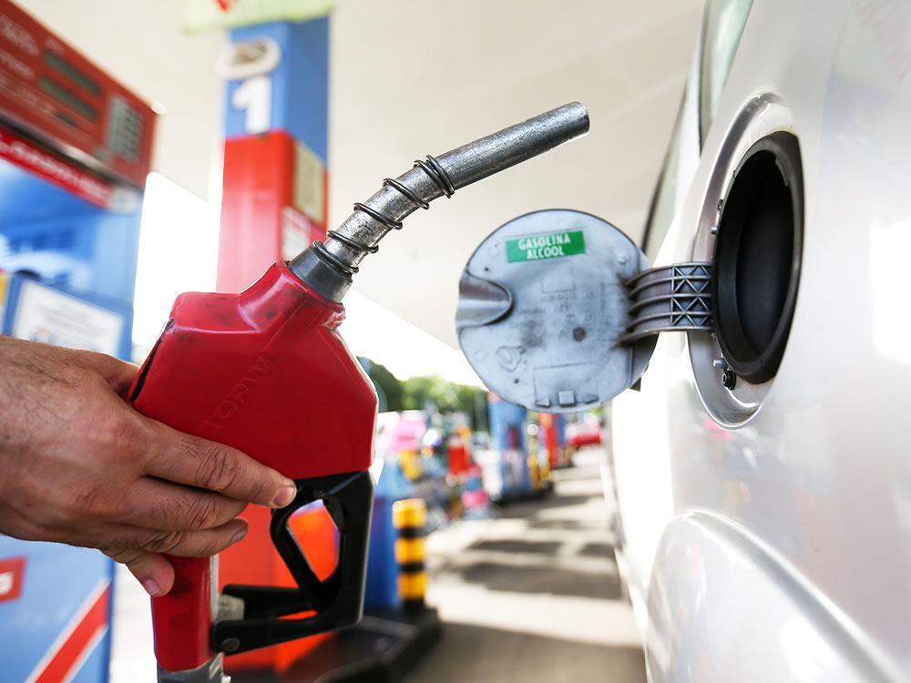 Imagem de Procon divulga pesquisa de preços dos combustíveis em Rio Verde