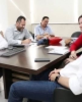 Imagem de Prefeito recebe Daniel Vilela