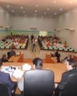 Imagem de Câmara faz homenagem aos médicos