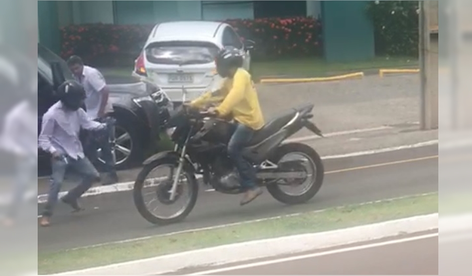 Imagem de Câmeras flagram saidinha de banco