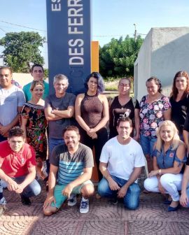 Imagem de Professores e servidores da Educação em Goiás fazem paralisação para exigir salários de dezembro