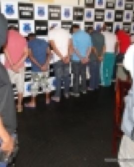 Imagem de Polícia faz limpa nas ruas