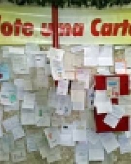 Imagem de Papai Noel dos Correios também chega ao interior