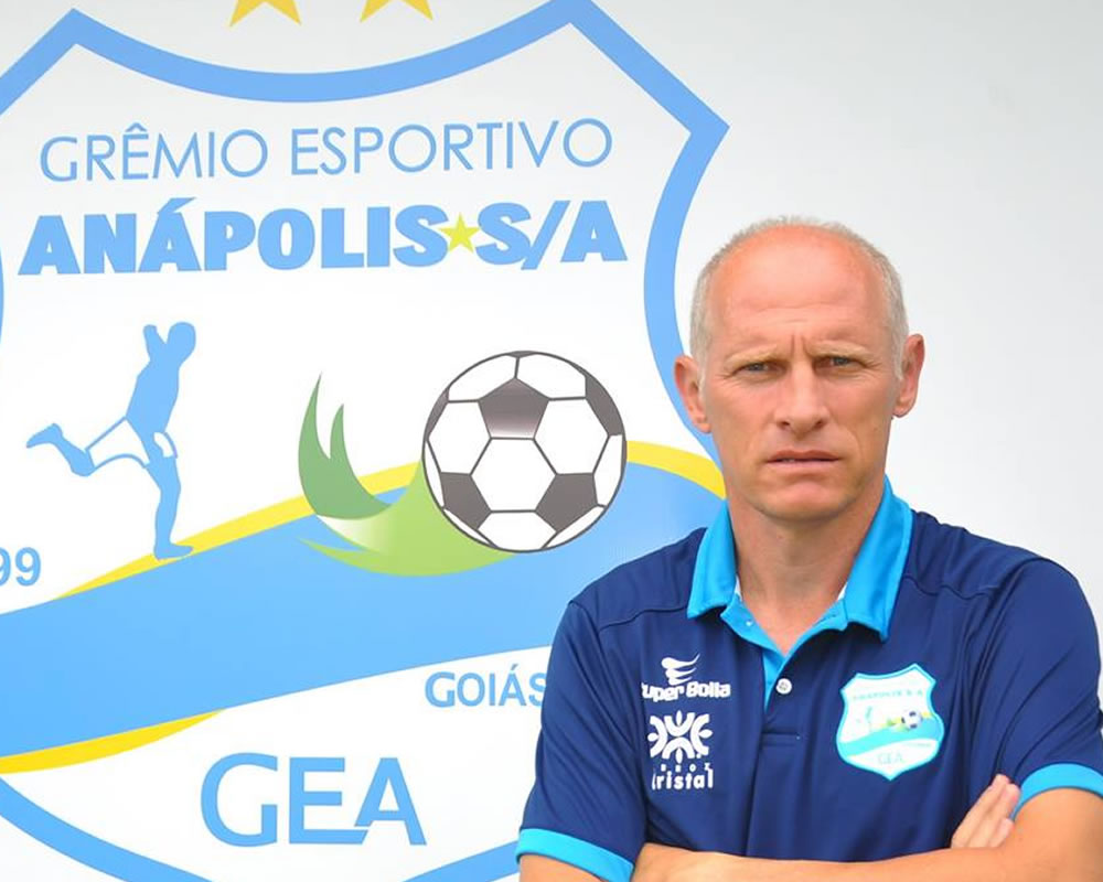 Imagem de Sílvio Criciúma não é mais técnico do Grêmio Anápolis