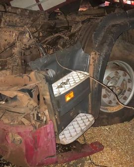 Imagem de Carretas se envolvem em acidente na BR-060, em Rio Verde
