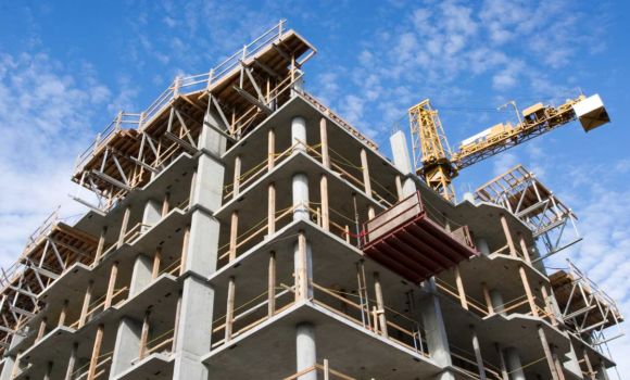 Imagem de Comprar imóvel na planta em Rio Verde vale a pena? Veja vantagens, riscos e o que analisar antes de assinar