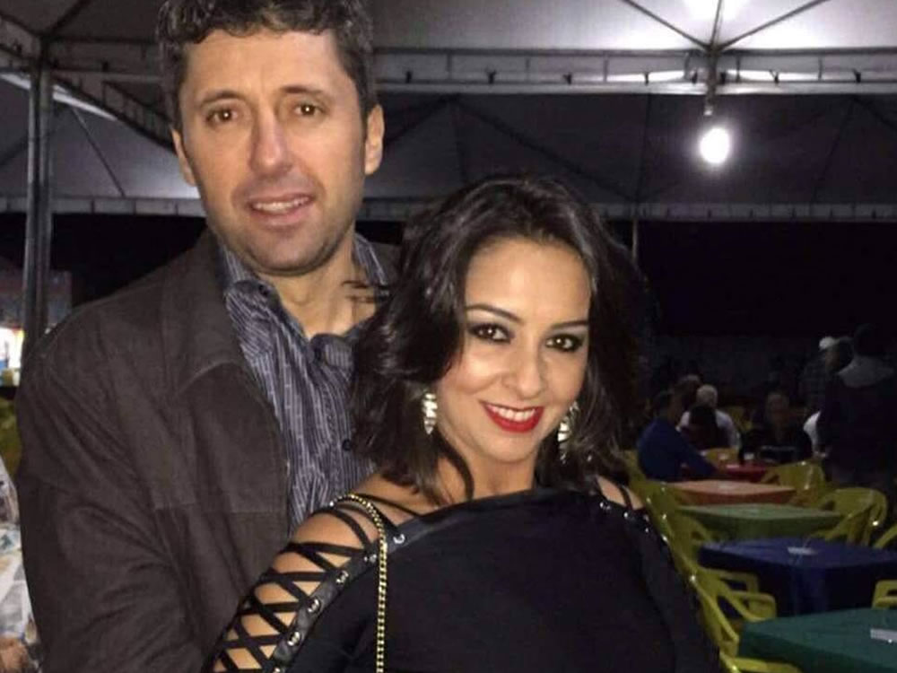 Imagem de Empresário, filho de ex-prefeita e ex-deputado, mata a esposa a facadas e tira a própria vida
