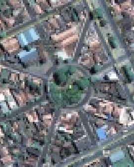 Imagem de Praça dividida na Augusta Bastos