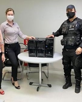 Imagem de Sicredi doa computadores para órgãos de segurança em Rio Verde