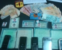 Imagem de Polícia prende ladrões de postos