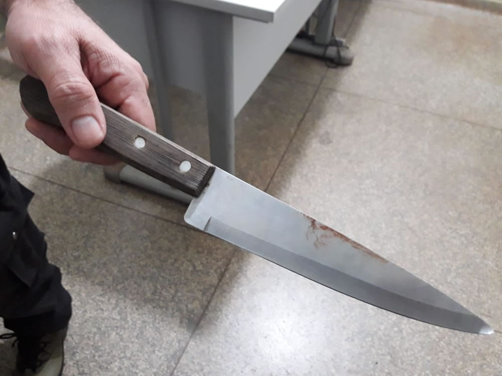 Imagem de Jovem tenta matar colega em escola estadual de Rio Verde