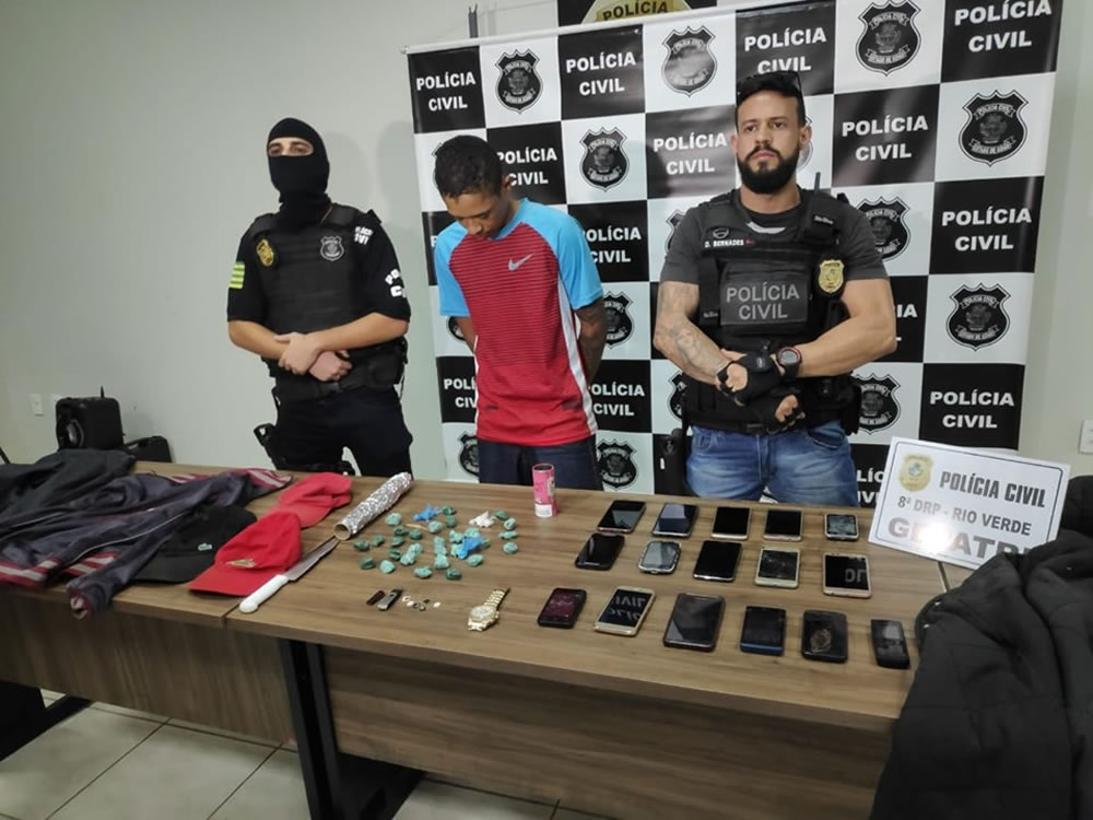 Imagem de Polícia Civil prende traficante no Bairro Martins, em Rio Verde