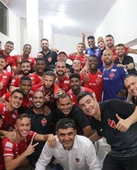 Imagem de Vila avança nos pênaltis