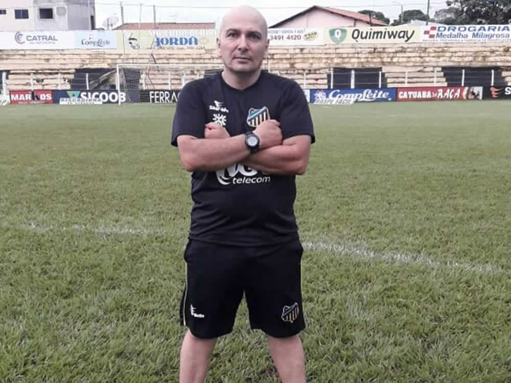Imagem de Treinador volta a Ipameri para tentar salvar o Novo Horizonte
