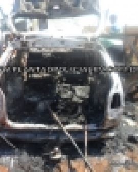 Imagem de Polícia encontra corpo carbonizado em carro
