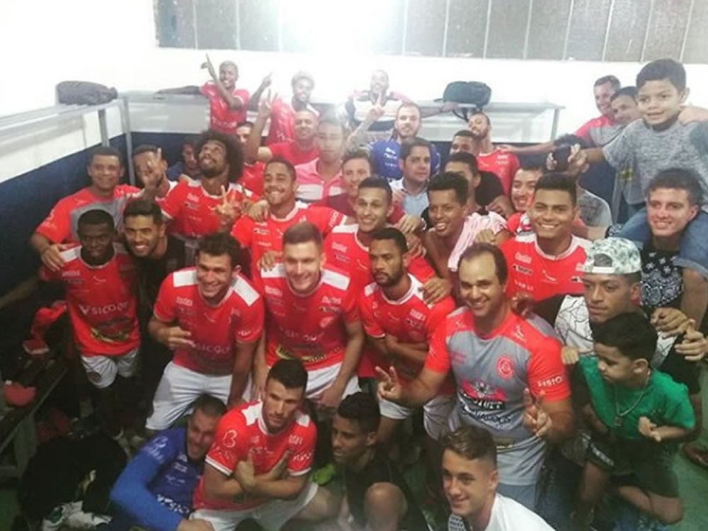 Imagem de Flávio Carioca brilha, marca dois e classifica Anapolina
