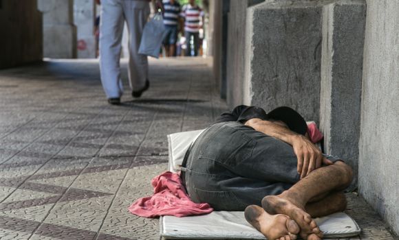 Imagem de Rio Verde tem a 3ª maior população em situação de rua de Goiás e índice proporcional supera Goiânia