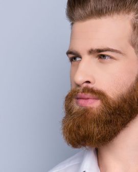 Imagem de Carnaval: Nesta época do ano homens procuram mais o transplante de barba