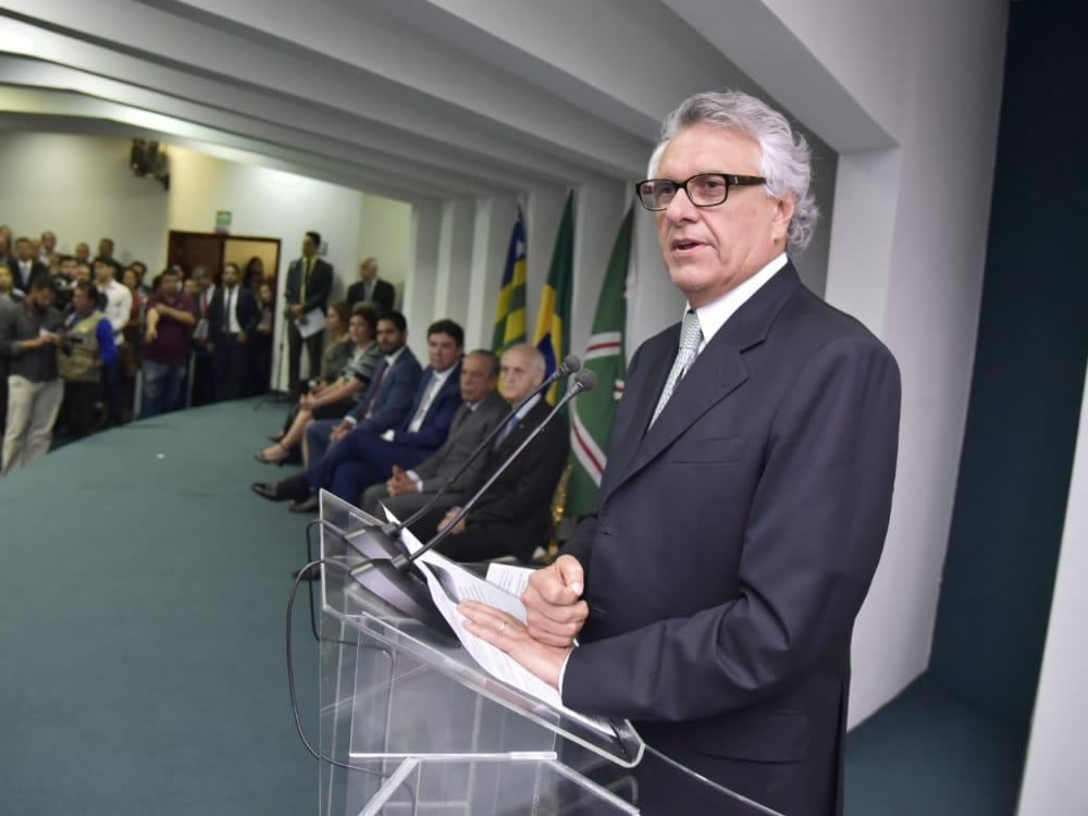 Imagem de Caiado assina protocolo de intenções para instalação de 27 empresas em Goiás