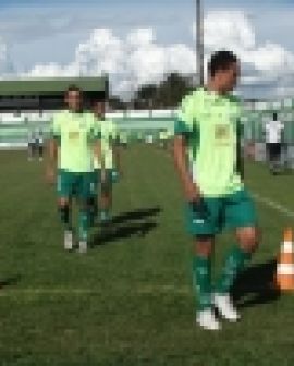 Imagem de Em busca da primeira vitória