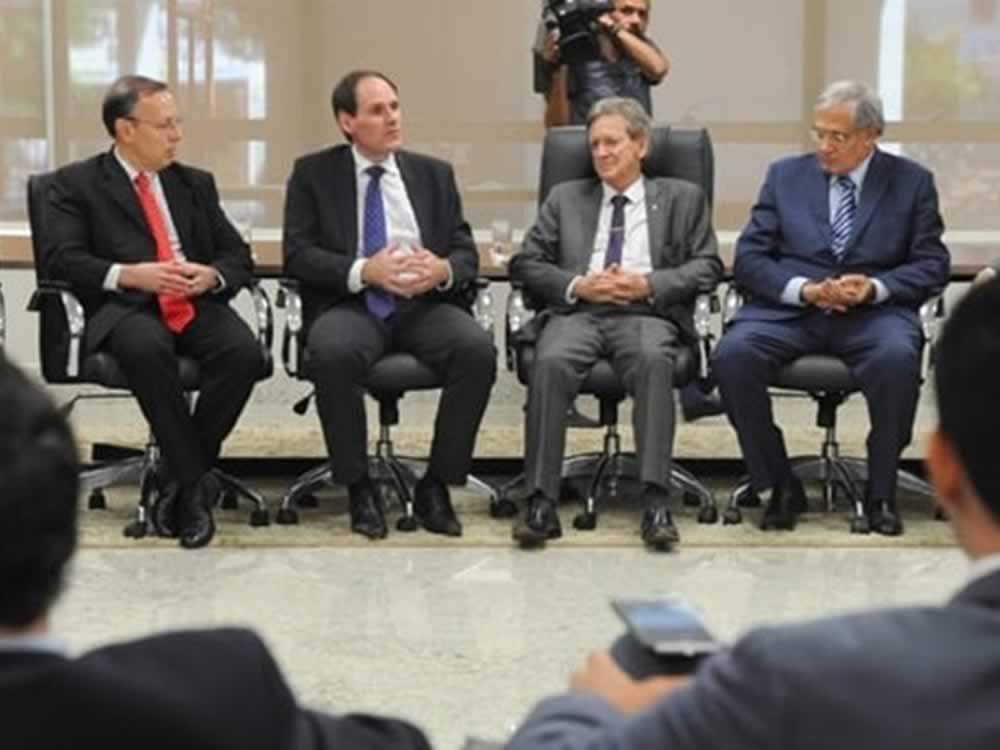 Imagem de Em visita ao TJ, Lissauer reforça interesse pela harmonia dos Poderes