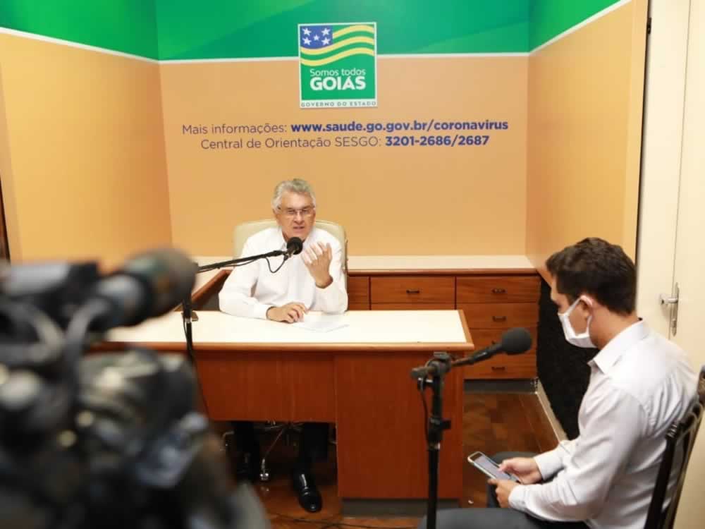 Imagem de Caiado deve obrigar goianos a saírem de casa com máscara