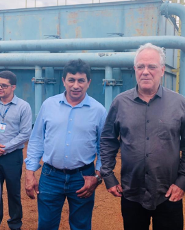 Imagem de Paulo do Vale cumpre agenda com presidente da Saneago
