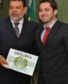 Imagem de Idelson é o novo presidente da Câmara