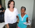 Imagem de Prefeitura entrega óculos para população carente