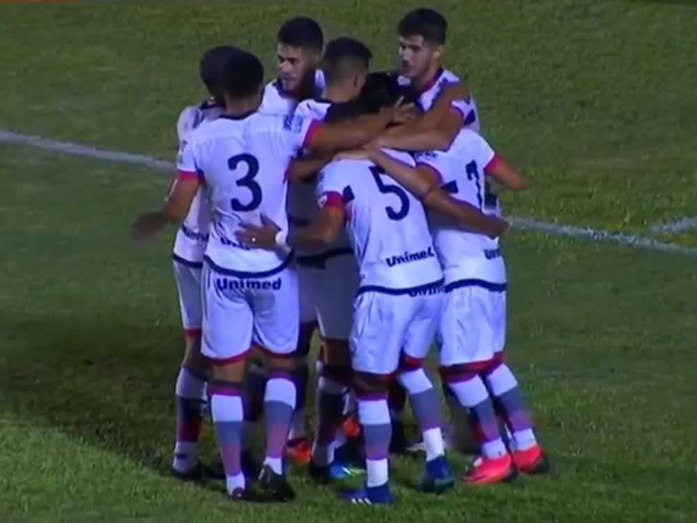Imagem de Dragão atropela xará cearense