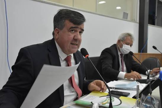 Imagem de Gerlos Mendonça comandará a Câmara de Rio Verde a partir de 2027