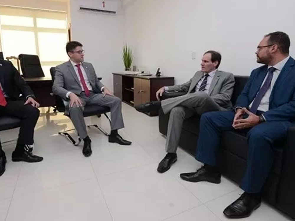 Imagem de Em parceria com a Alego, trabalho da Defensoria Pública deve ser interiorizado